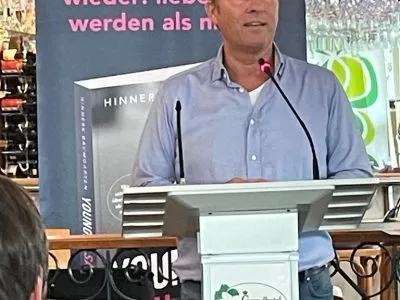 Hinnerk Baumgarten zu Gast beim Frauenfrühstück