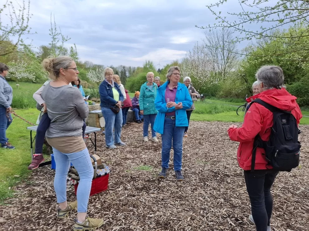 OV Rodenberg 2025 04 23 Wanderung Apfelpfad 0f5c9e28 e07c 4cb8 80d1 6f78e694fd5d 2