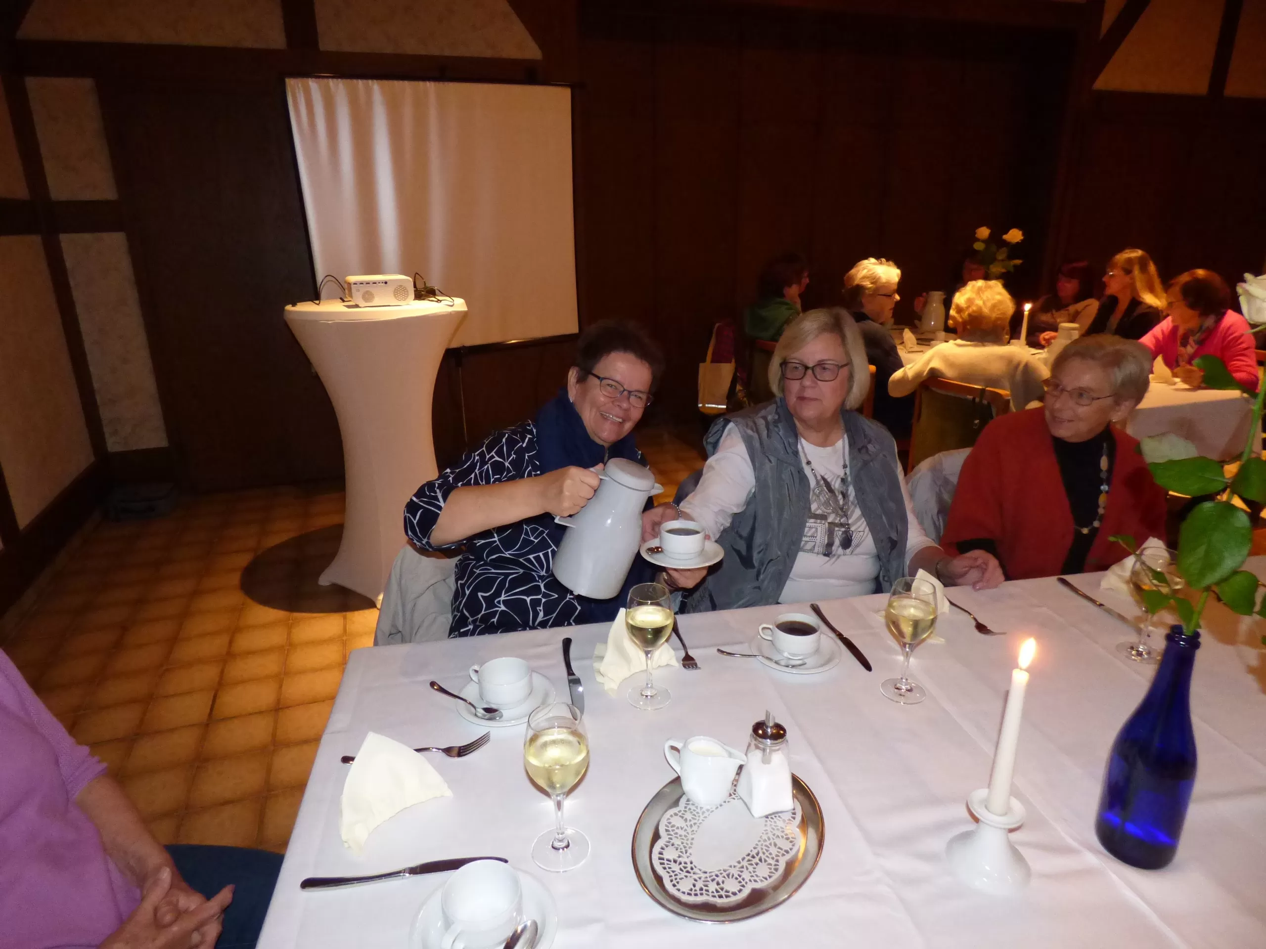 LandFrauenFrühstück mit schwierigem Thema